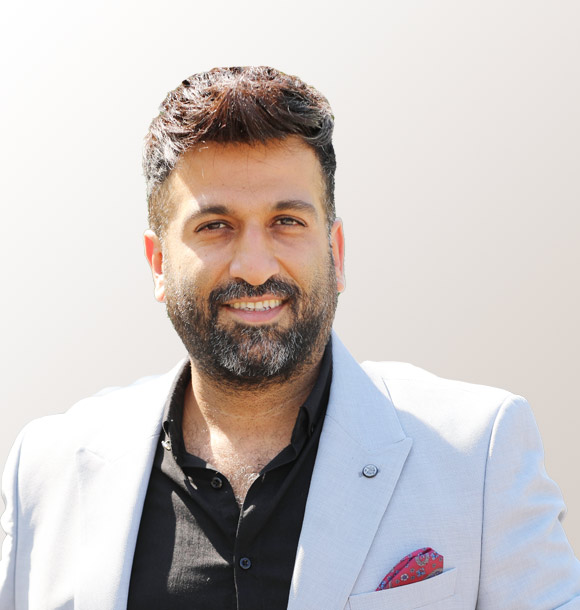 تاپ لیدر محمد قاسمی، برگزارکننده جلسه آموزش فروش